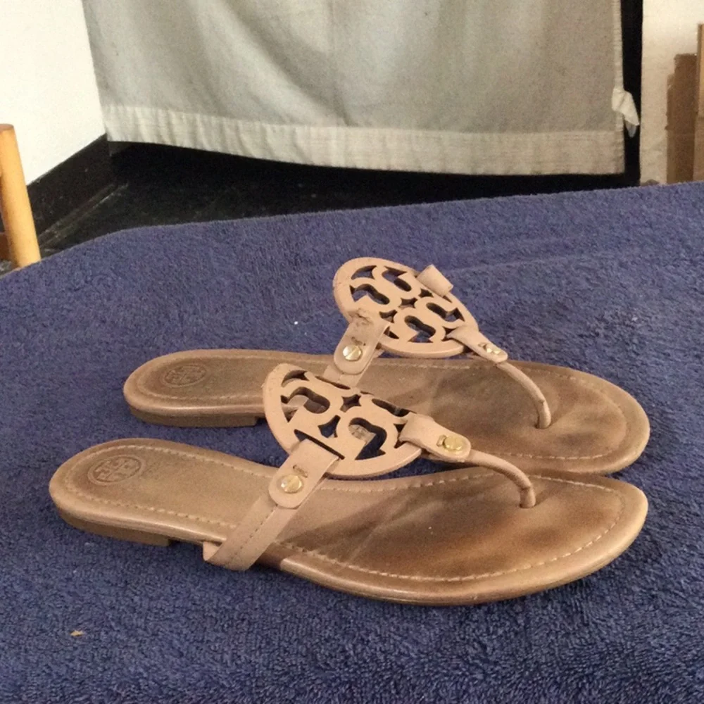 Tory Burch Miller Logo Thong Sandals in Taupe - Picture 2 of 8